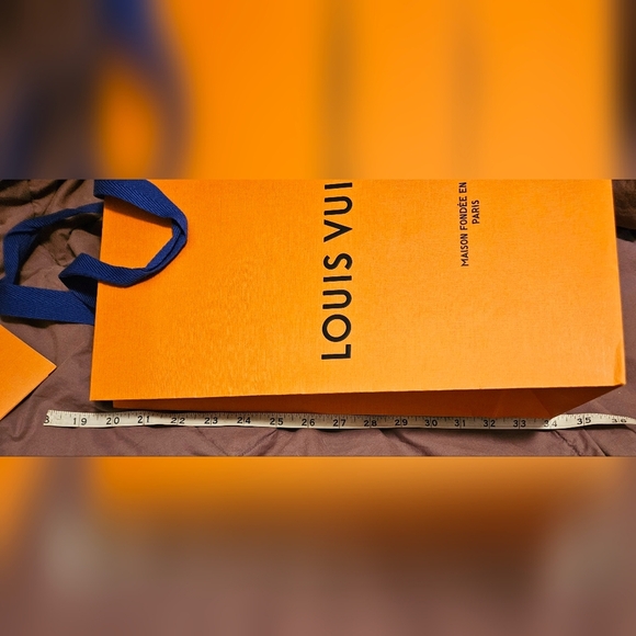 Authentic Louis Vuitton Gift Box Magnetic Ribbon Shopping Bag Storage Travel Set - Picture 12 of 16